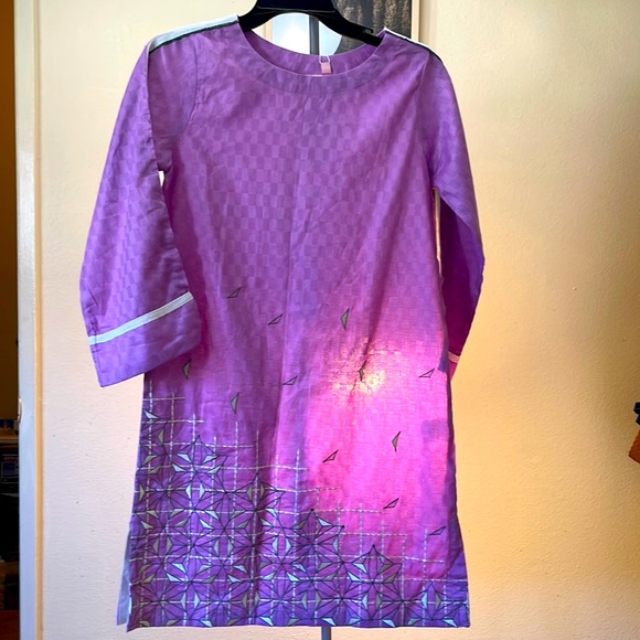 Pakistani Alkaram purple kurta - Picture 5 of 12